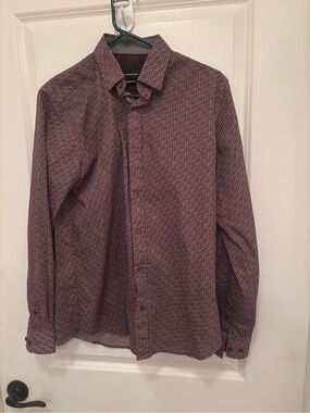 Definition Modern Fit Men’s Burgundy Geometric Button Down Dress Shirt Slim-Fit